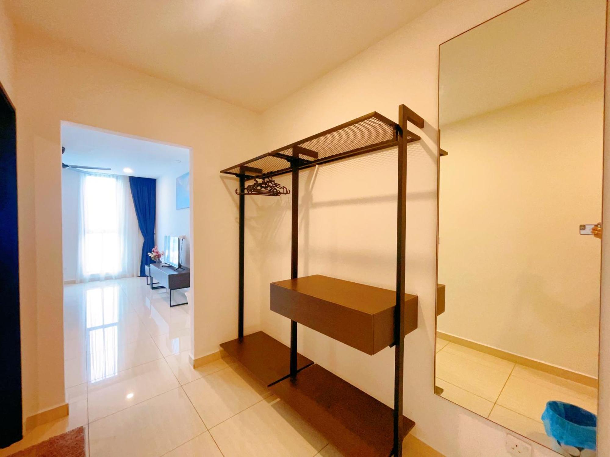 Gyden Staycation #the Straits Pangsapuri