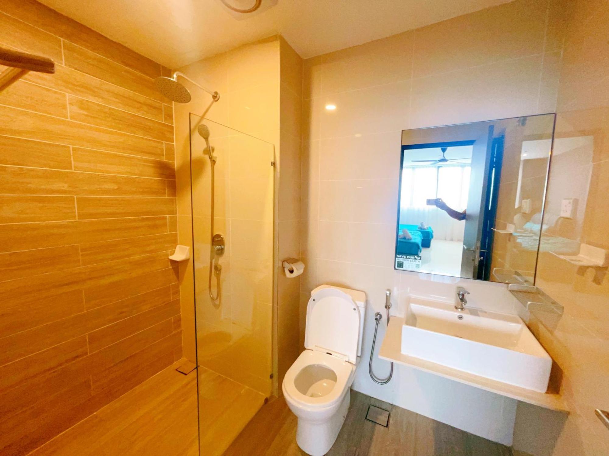 Pangsapuri Gyden Staycation #the Straits *