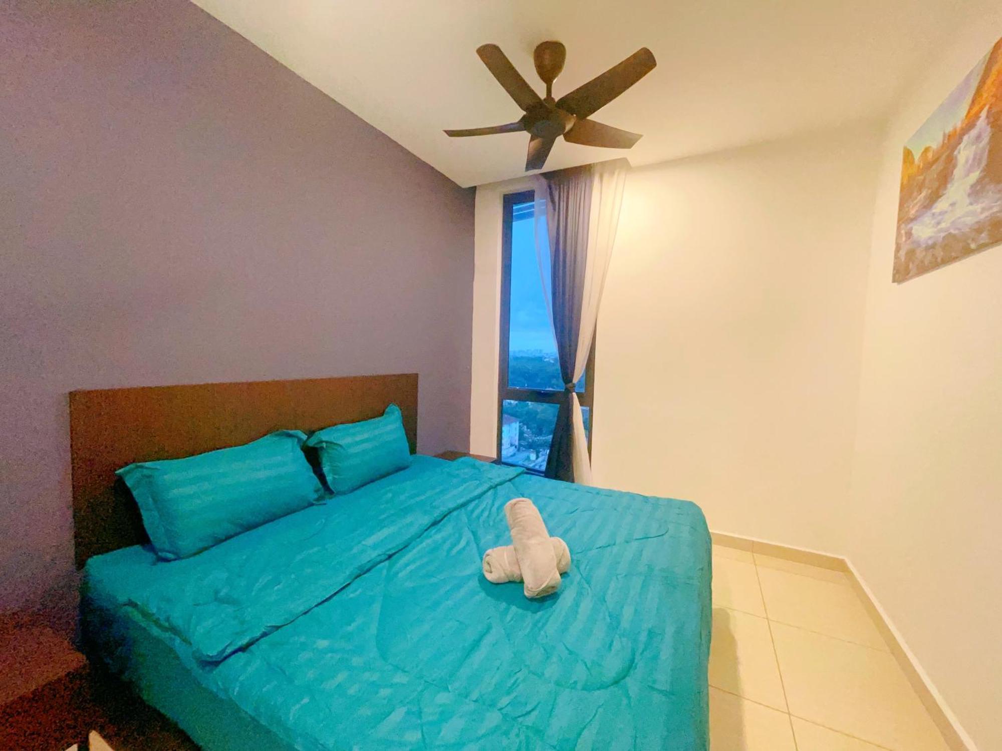 Gyden Staycation #the Straits Pangsapuri *