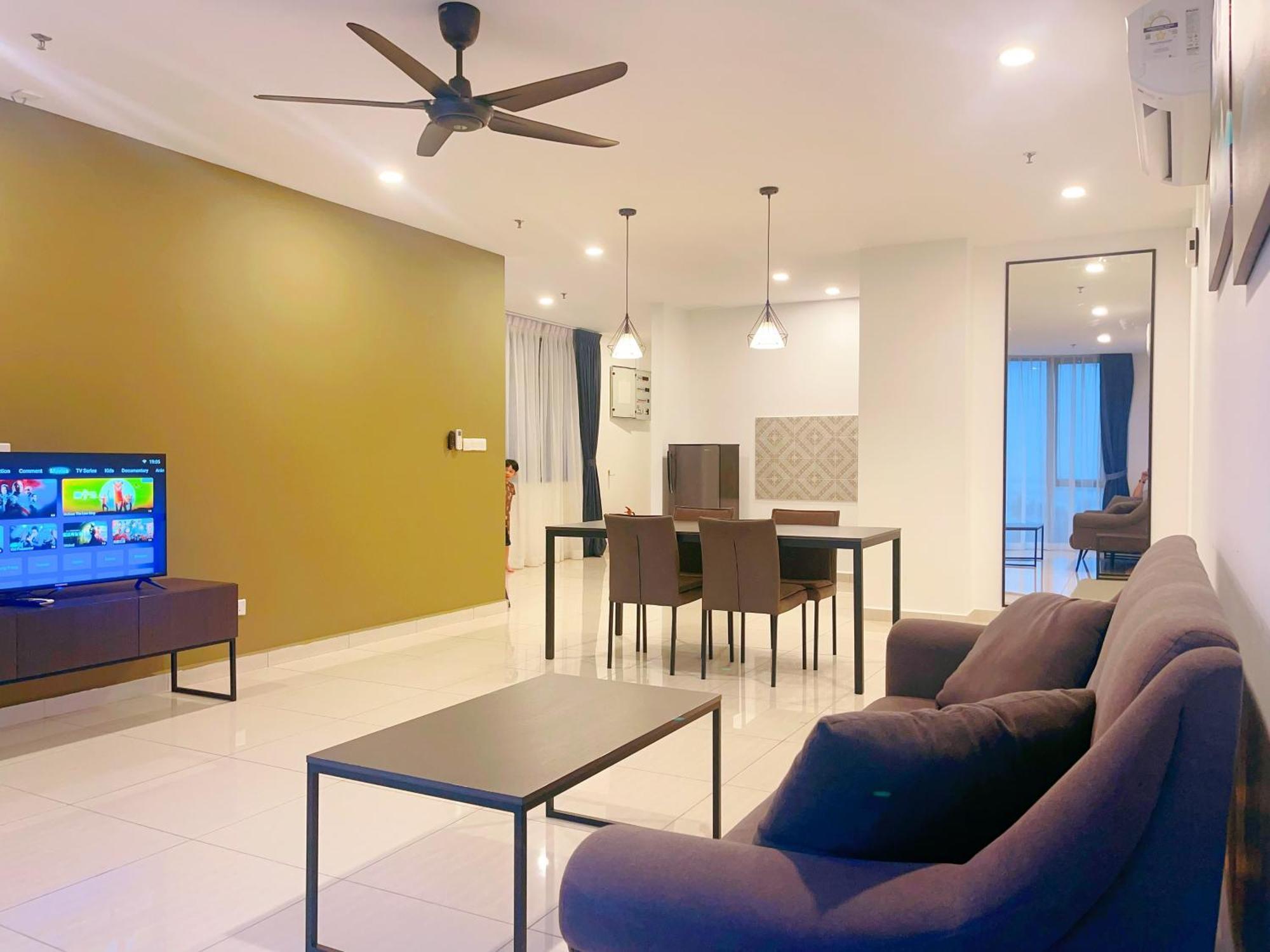 Pangsapuri Gyden Staycation #the Straits *