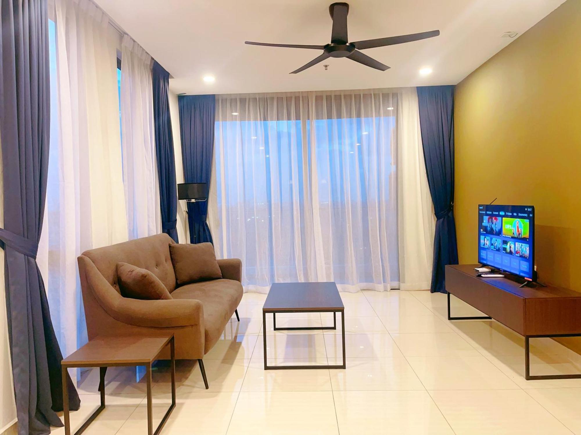 Pangsapuri Gyden Staycation #the Straits Johor Bahru